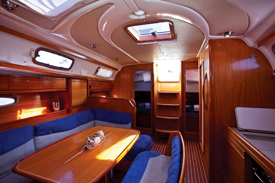 Bavaria 39 Cruiser Review 4 book2sail-2