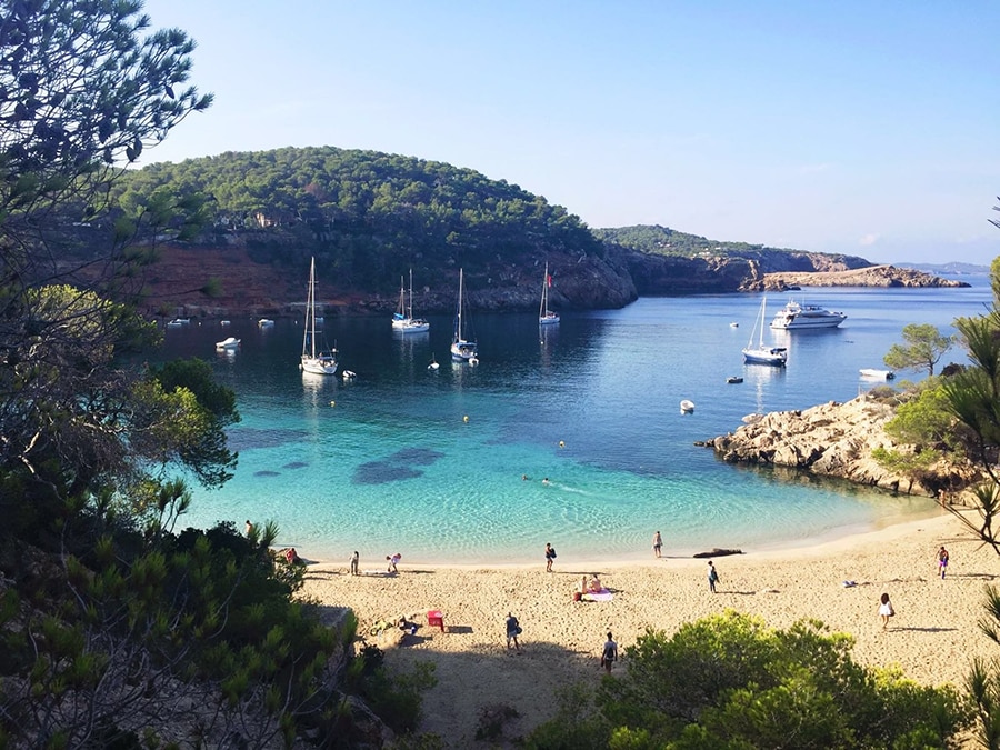 Our top locations for sailing in Ibiza 4 book2sail-Cala Salada