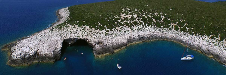 5 Reasons to Fall in Love with the Green Cave in Vis, Croatia 5 book2sail-GreenCaveCroatia