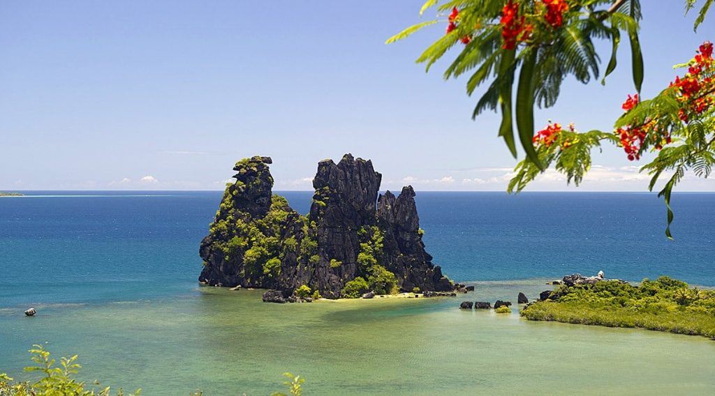 7 Days Plan: Things to do in New Caledonia Itinerary 9 book2sail-Hienghene – Houailou