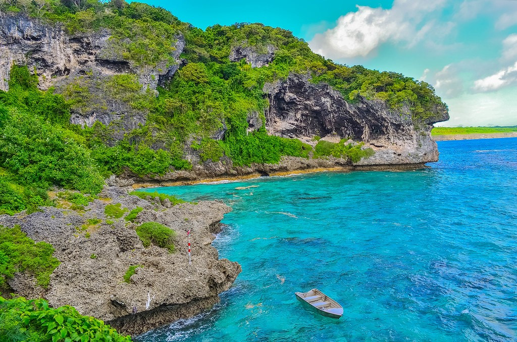 7 Days Plan: Things to do in New Caledonia Itinerary 7 book2sail-LIfou – Ouvea