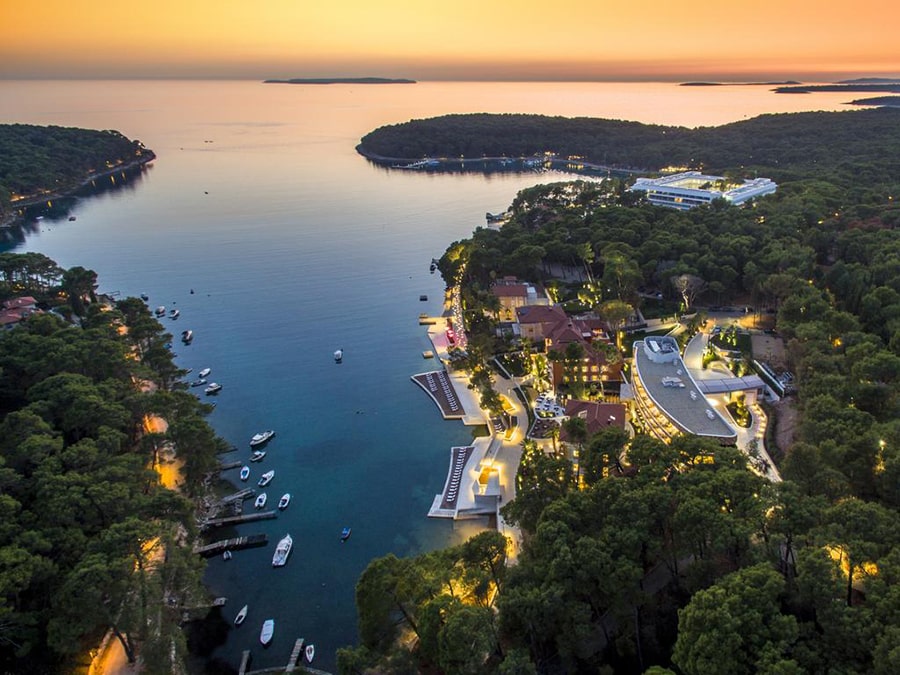 Sailing Route: Sail Away on a Chartered Yacht from Pula, Croatia 4 book2sail-Mali Losinj