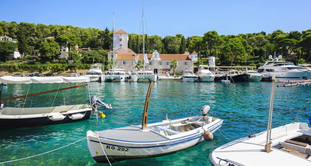 Sailing in Split Croatia for a Week 6 book2sail-Maslinica Solta 1