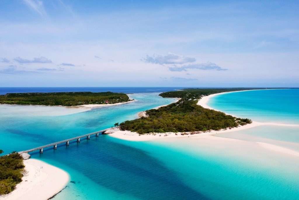 7 Days Plan: Things to do in New Caledonia Itinerary 5 book2sail-Ouen island – The Island of Pines