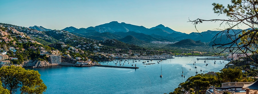 Mallorca: Quintessential Mediterranean Bliss 6 book2sail-Port dAndratx mallorca