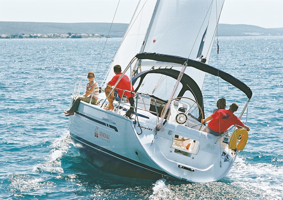 Bavaria 36: The Most Comfortable and Cost-effective Yacht in Turkey 3 book2sail-bavaria 36