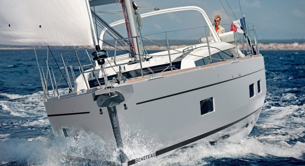 Beneteau Oceanis 55 Review 6 book2sail-benetau S55 close up