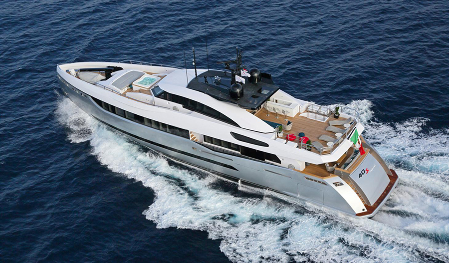 Columbus 40S Hybrid: The Stylish Italian Super yacht (Video) 4 book2sail-columbus 40s