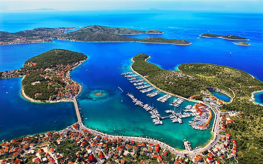 Sailing in Croatia: 10 Facts about the Croatian Coast 2 book2sail-dalmatian coast croatia