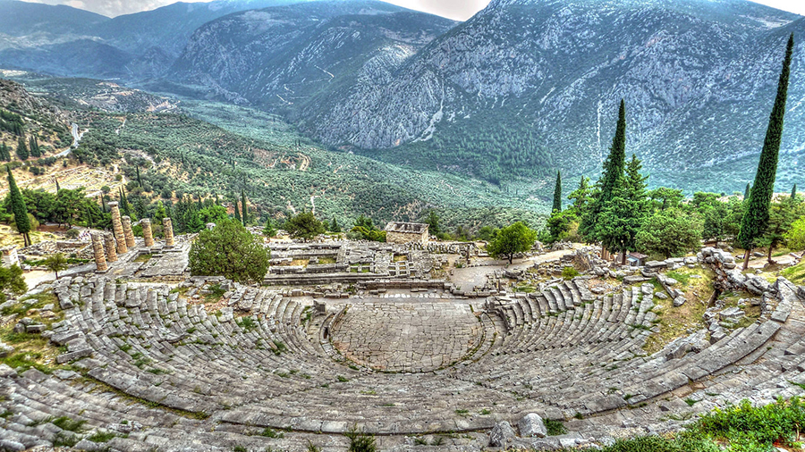 8 Must-see Points of Interest in Greece 7 book2sail-delphi greece