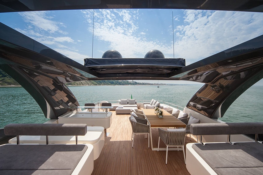 Ferretti 960: Luxury Yacht Charter in Croatia 3 book2sail-ferreti 960 charter in croatia