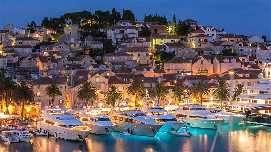 One week sailing in Croatia itinerary 6 book2sail-hvar croatia 2