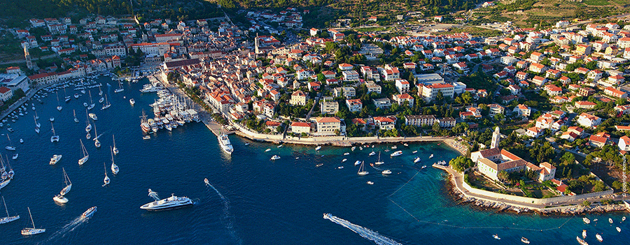 book2sail-hvar town sailing in croatia