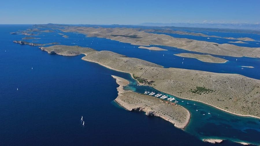 Sailing in Croatia: 10 Facts about the Croatian Coast 10 book2sail-islands croatia