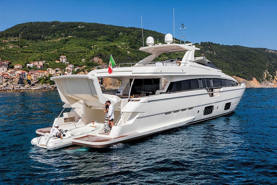 Ferretti 960: Luxury Yacht Charter in Croatia 4 book2sail-luxury yacht charter in Croatia with ferretti yacht 960
