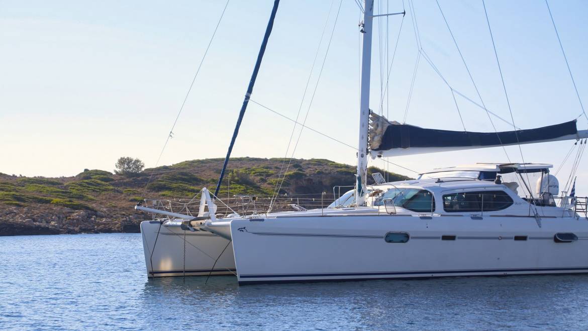 book2sail-miquel gelabert small catamaran 1170x659 1