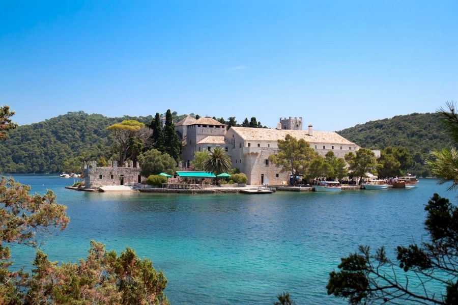 7-Day Yacht Itinerary: Exploring Croatia from Split to Dubrovnik 7 book2sail-mljet croatia 2