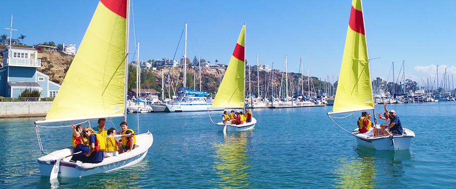 How to Sail: Beginners Guide to Sailing 4 book2sail-sailing on calm waters