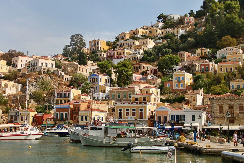 5 Greek Islands That Few People Know – Discover Them on a Sailing Boat! 8 book2sail-symi 3948860 1920