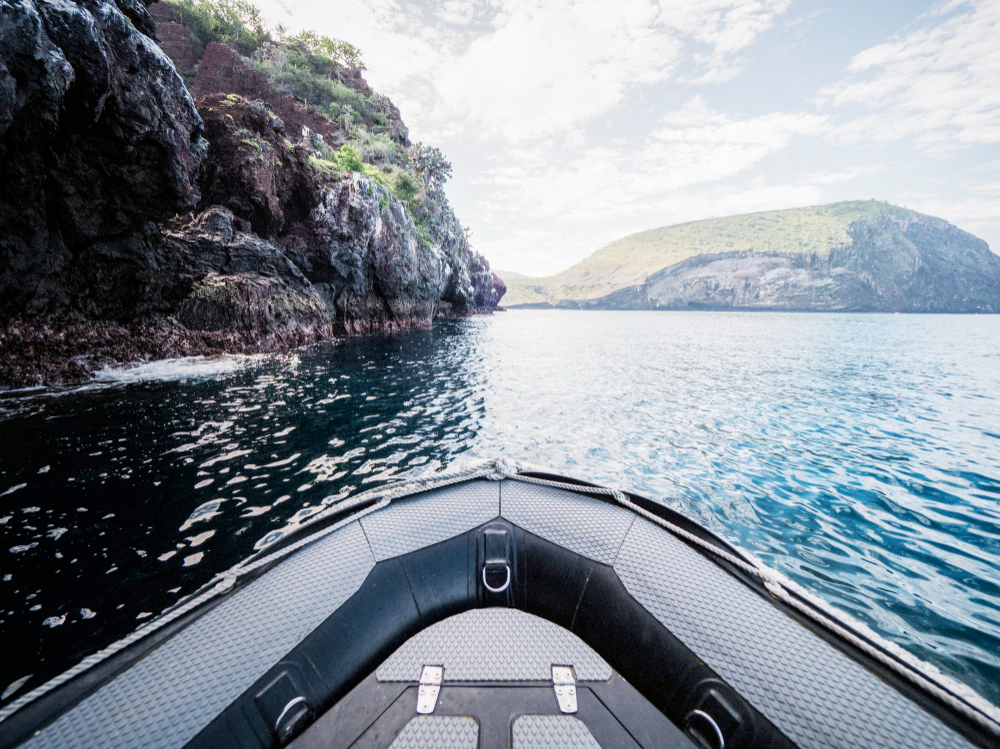 3 Must-Visit European Lake Charter Locations: Unforgettable Getaway 4 book2sail-94335