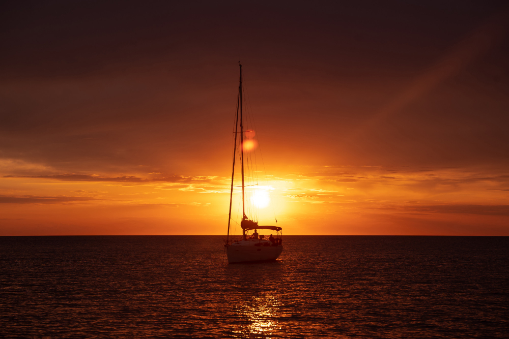 Trade Snow for Sun: Your Ultimate Guide to December Sailing Getaways